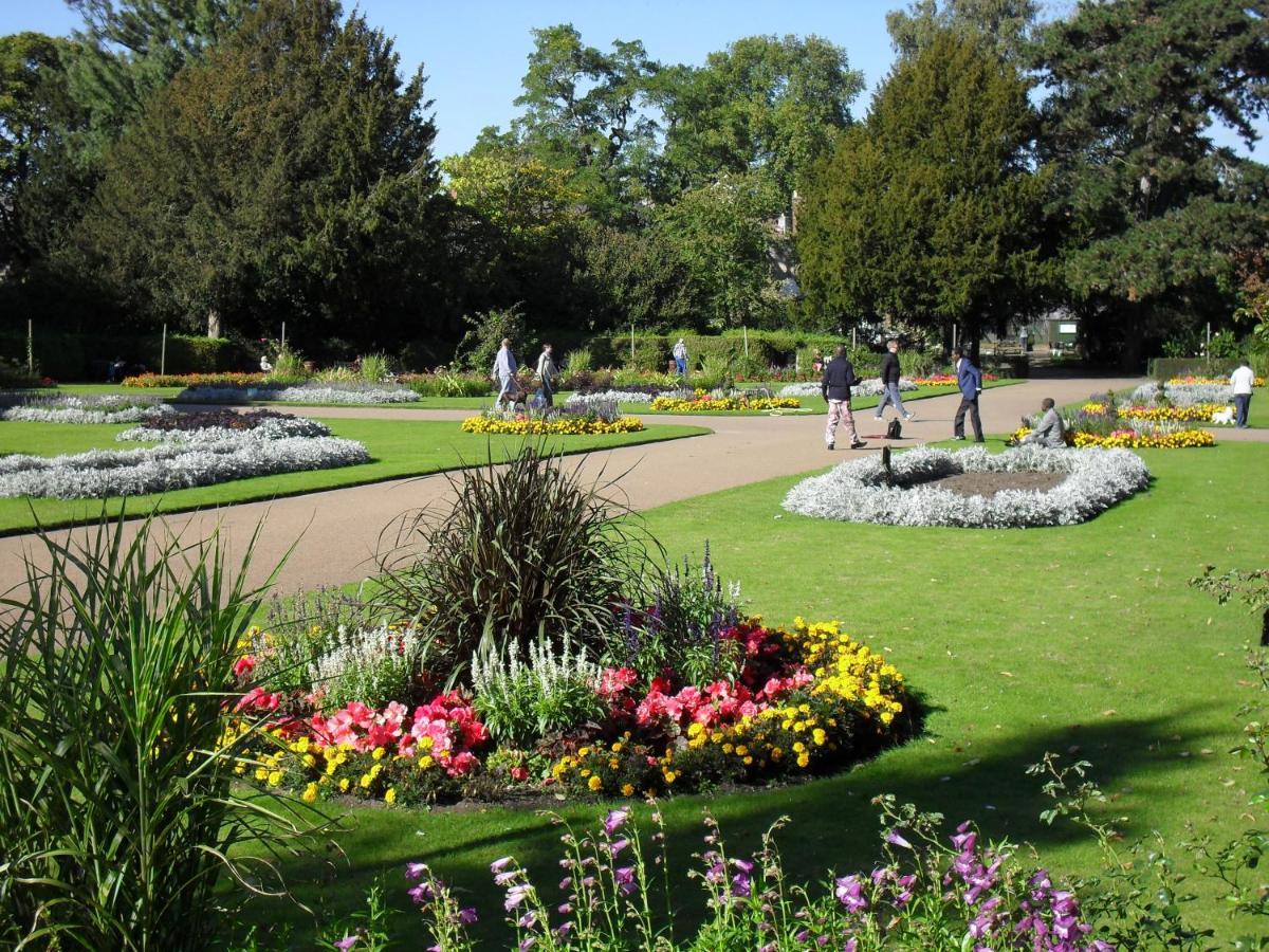 St Mary'S Bed & Breakfast Bury St. Edmunds Екстер'єр фото